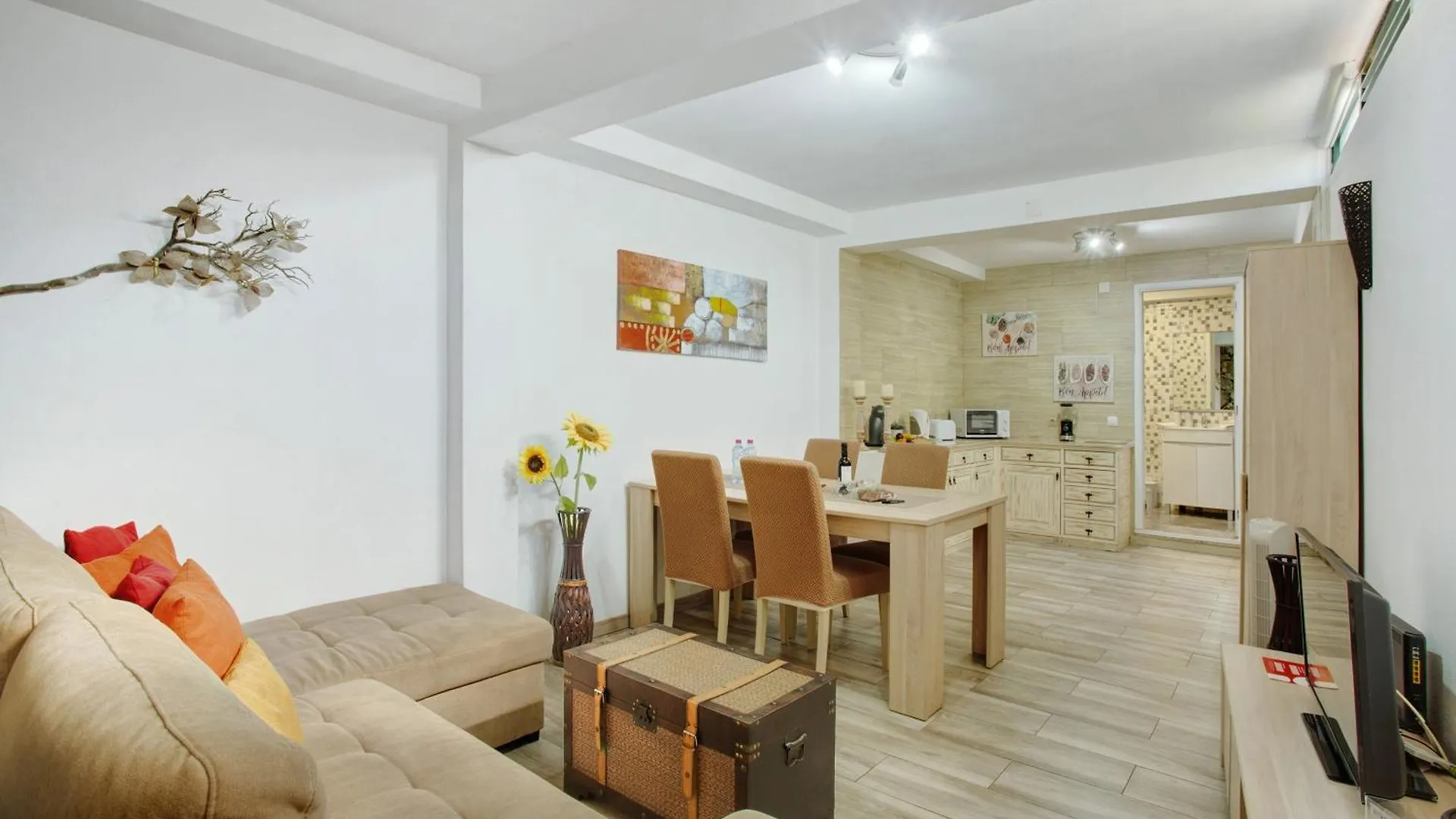 Host Albina Apartment Funchal  0*, Funchal (Madeira)