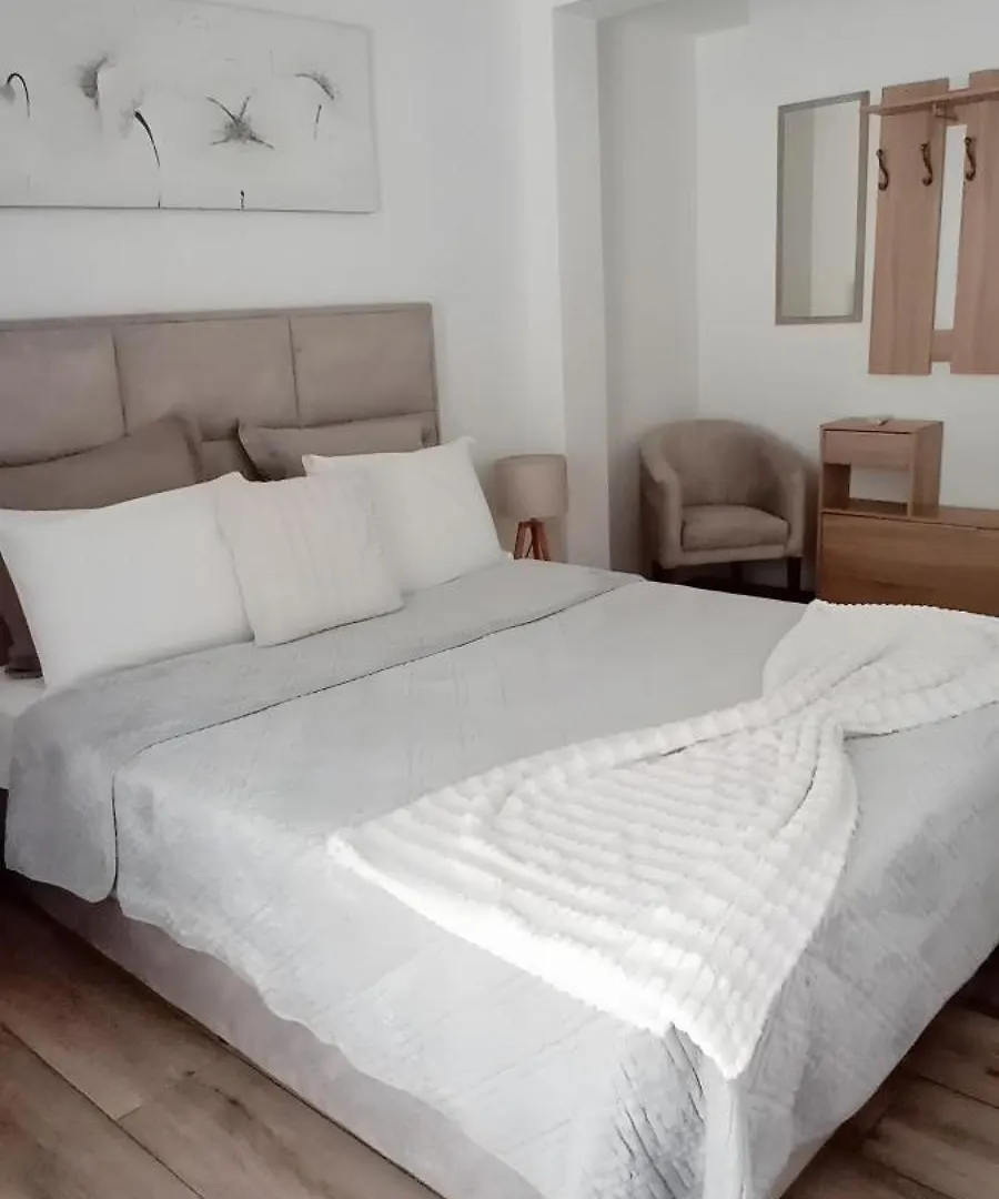 Host Albina Apartment Funchal  0*, Funchal (Madeira)